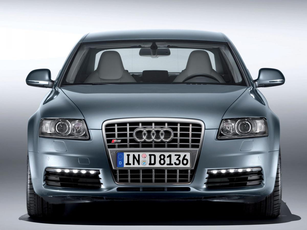 Audi S6 (4F,C6) 5.2 FSI V10 (435 Hp) quattro Tiptronic